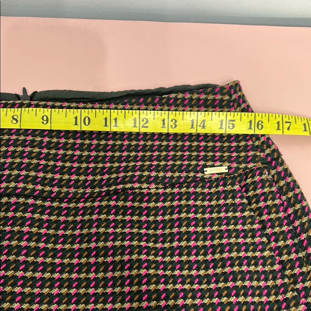 Cinque Stylish Pink and Black Houndstooth Skirt - Picture 10 of 12